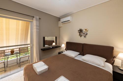  A&J Apartments or Rooms athens airport, Pension in Markopoulo