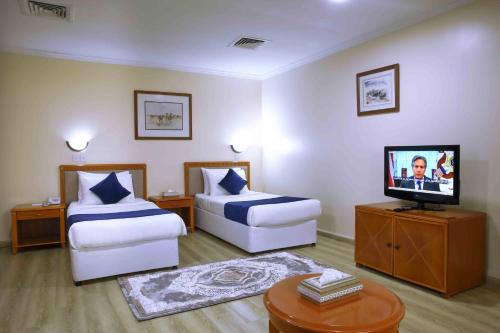 2 twin beds
