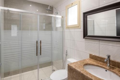 Bathroom, Edsas Villas 1 - Comfort Villas in Al Lulu