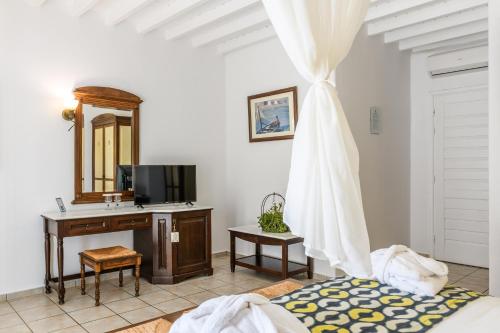 Art Hotel Pelican Bay - image 11