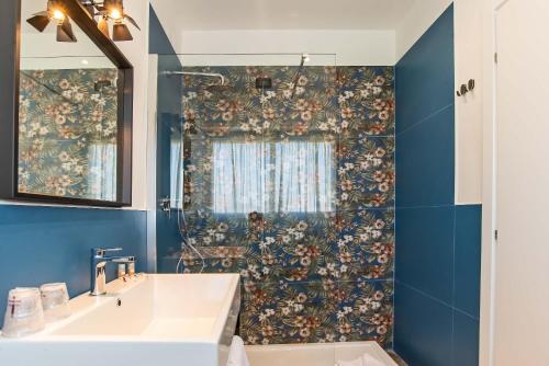 BLOOM HOTEL ROME - image 11