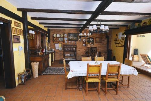 Pub/Lounge, Villa Bella Vista - Seaview Holiday Home in Rukavac