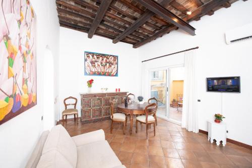 Stunning Campo De Fiori Apartment with Terrace, Řím (fotografie 10)
