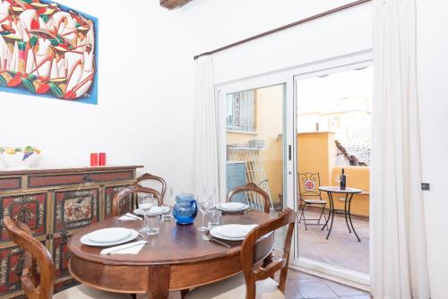 Stunning Campo De Fiori Apartment with Terrace, Řím (fotografie 3)