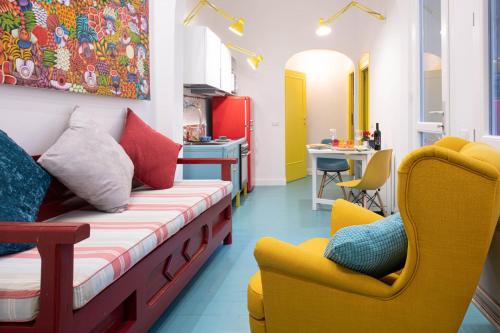 Trastevere Colorful Apartment with Terrace!, Řím