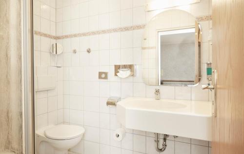 Park Hotel Berlin - image 11