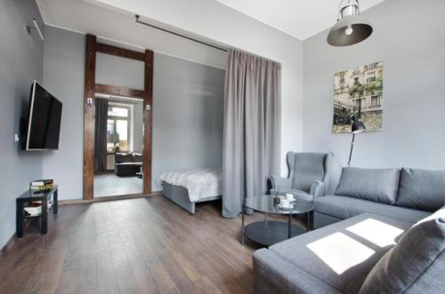 Piekarnia Apartamenty Manufaktura, parking, dostep na kod, klima, 1-3 pokoje, prywatna kamienica