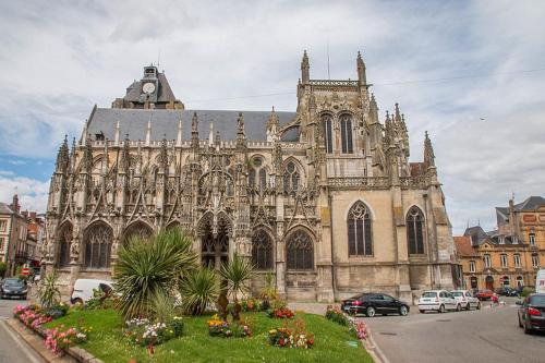 La petite Normande en ville