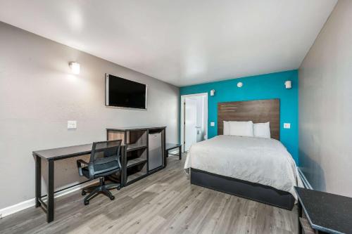 Green Woods Inn - image 14