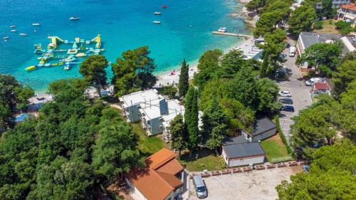 Centinera Deluxe Mobile Homes - image 5