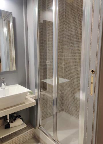 Corso Exclusive Suites - image 13