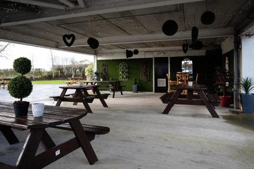 設施, Ballyrobin Hotel in 奧爾德格羅夫