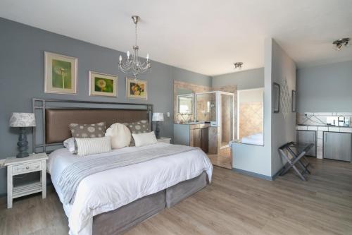 2 twin beds
