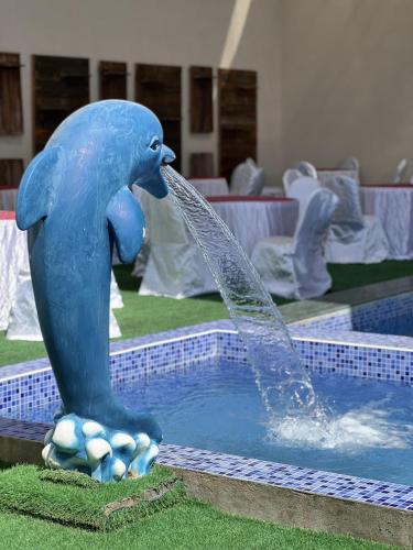 Swimming pool, Ibra Plaza Hotel in Ibra