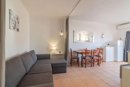 Vilamoura Cosy II with Pool by Homing