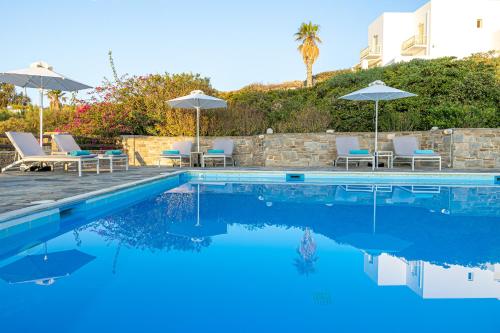 Akrotiri Hotel - image 3