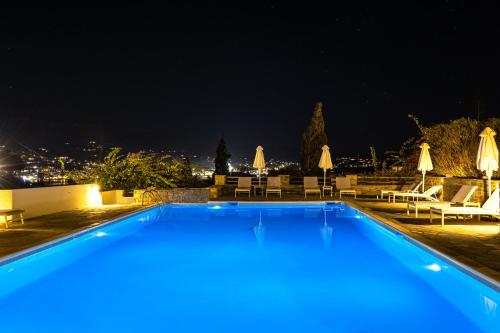 Akrotiri Hotel - image 2