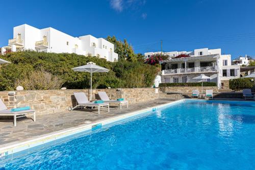 Akrotiri Hotel - main image