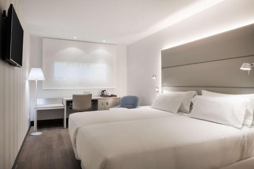1 queen bed