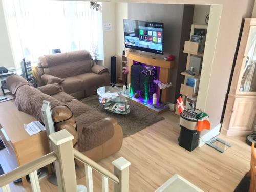 Private King En-Suite bedroom close to MediaCityUK/Old Trafford