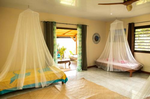 Raiatea sur Mer in Opoa