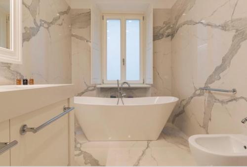 Reale Luxury Home, Rome (photo 2)