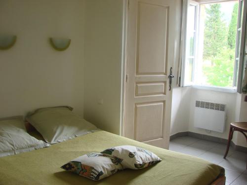 1 double bed