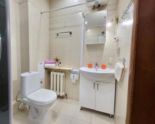 One-Bedroom Apartment image 7