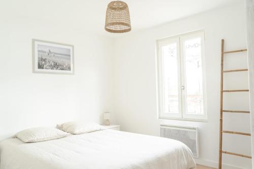 BRIGHT house with TERRACE in ARCACHON