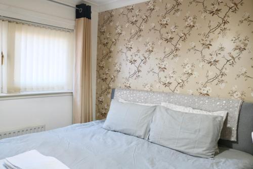 2 Bedroom Flat in West End Glasgow