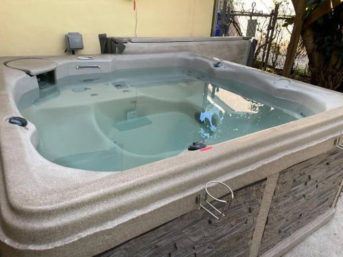 Jacuzzi+Gameroom+BBQ+Sleeps 11 (Hard Rock + Beach)