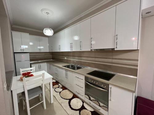 Apartment Tirana near The New Boulevard, Tirana (photo 10)