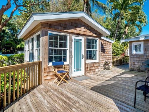 Captiva Charm - image 7