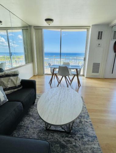 Ilikai Marina Condominiums - image 3