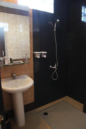 Hotel Roditha Banjarbaru Room Type - King Room