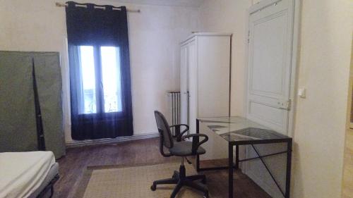 Chambre spacieuse pres Gambetta