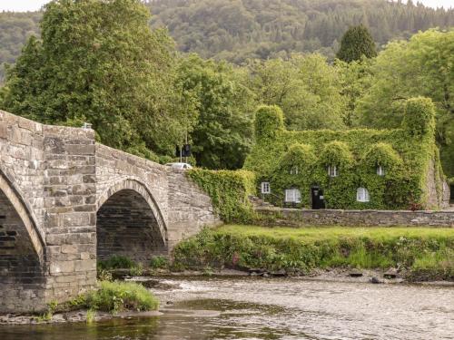 Nant Cottage - image 14