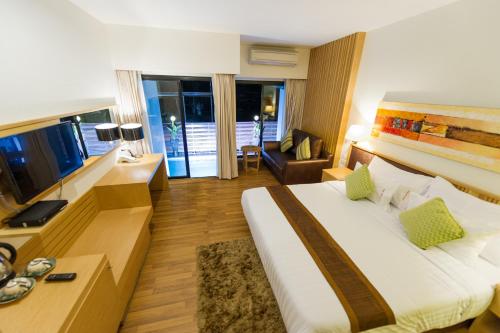 Mamaison Hotel, Cham Ni