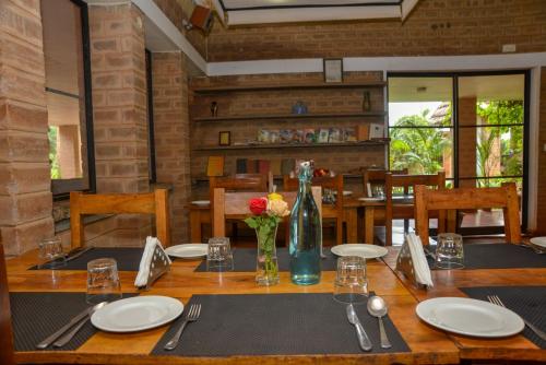 Restaurant, Our Native Village Resort in Peeniya