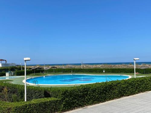  ACCESO DIRECTO A LA PLAYA Y A LA PISCINA!!!!! in Cullera