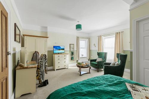 Southbank TOWN HOUSE - image 11