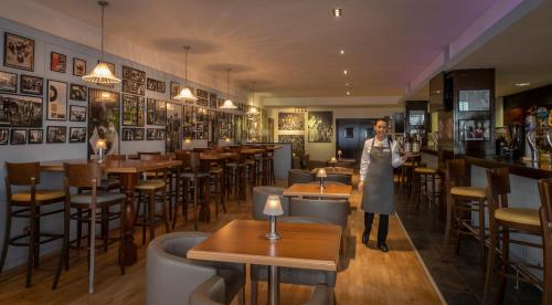 Maldron Hotel Derry - image 8