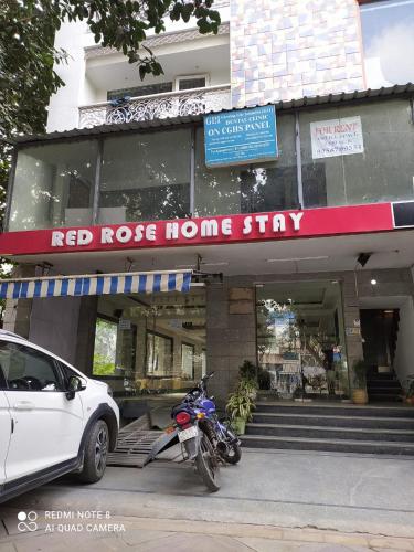 Red Rose Homestay - Rooms with Kitchenette