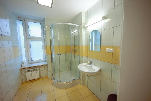 eMKa Hostel – Warsaw, AL