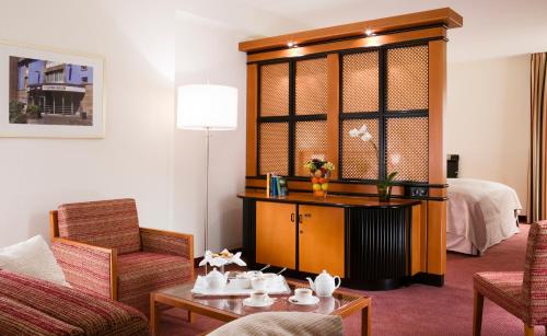 Mercure Hotel Düsseldorf City Center - image 2