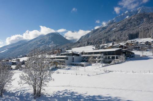 Hotel & Appartements Oberhofer, Telfes im Stubai bei Ellbögen