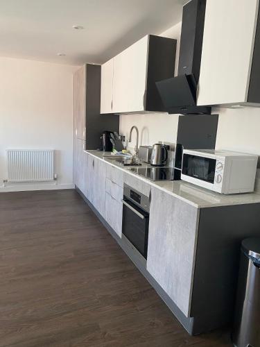 Icona - Spacious Brand New Apartment In York Centre