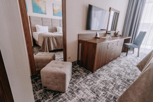 Grand Hotel Anapa - image 9