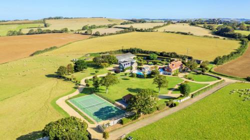 Rookley Farm Lodge - Pet friendly