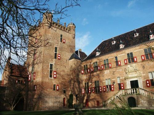 Kasteel Huis Bergh - image 12